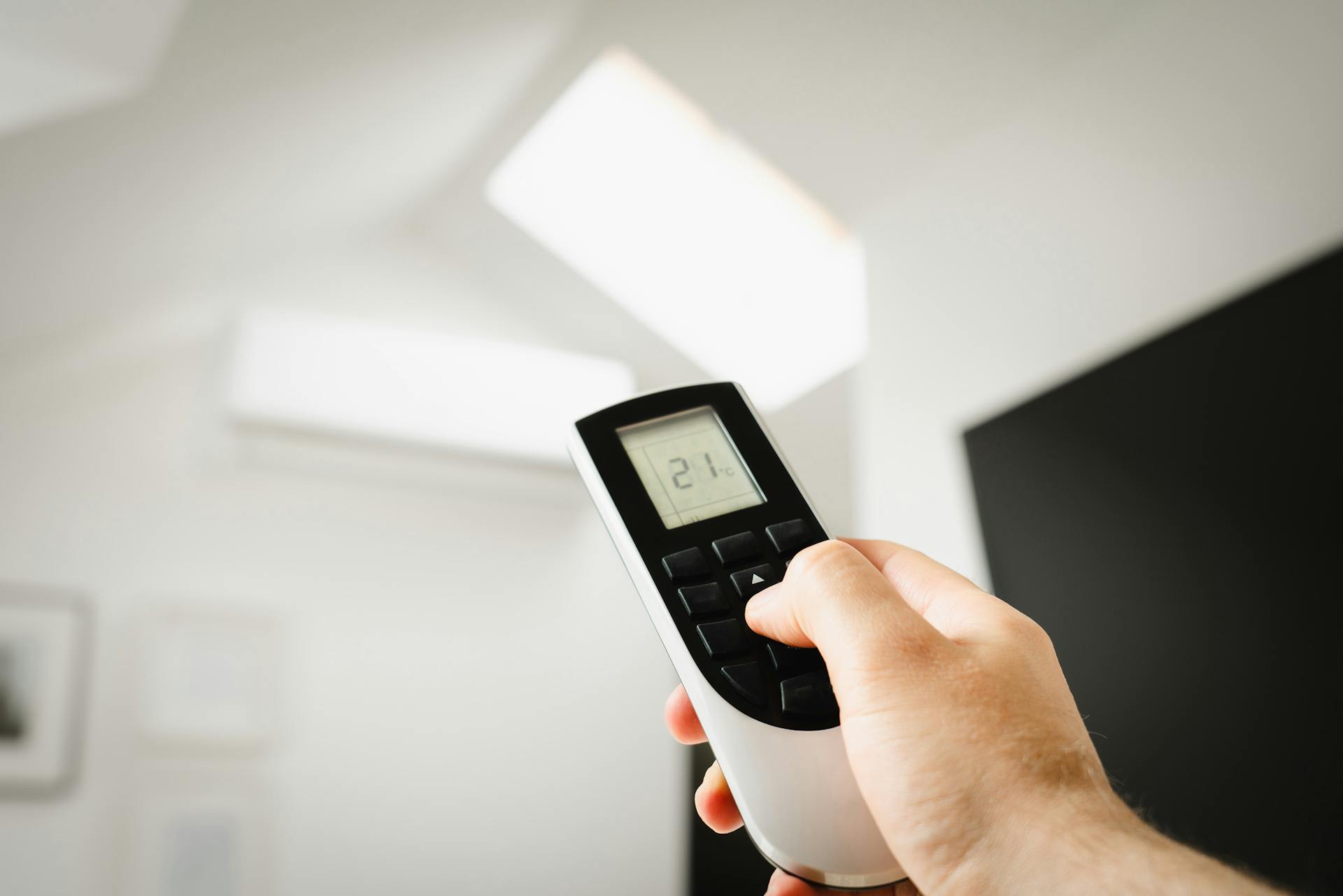 picture of remote thermostat